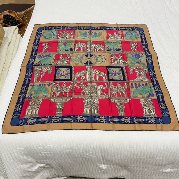 Hermes Torana 100% Silk Carre 90 Scarf bundle - Picture 3 of 16